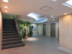 【高時給1900円+交通費】経理*渋谷駅*年齢不問≪残業なし&時短勤務OK≫