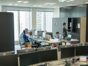 【17時退社*7時間勤務】人事総務事務*横浜駅*正社員前提≪年収400万円~≫